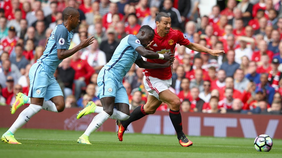 “Manchester là thành phố dơ bẩn, đầy rẫy kẻ nghiện rượu”