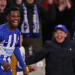 Mở tài khoản tại AMEX, Fati phá vỡ im lặng