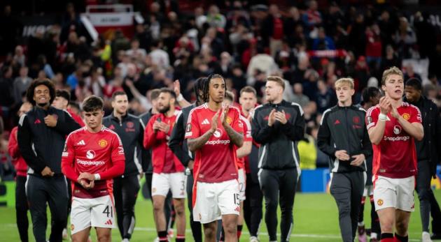 Mount tỏa sáng, nhưng đừng quên người hùng thầm lặng Yoro