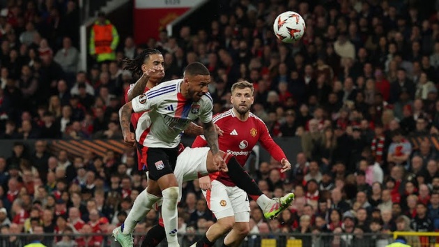 MU gom tiền thưởng từ UEFA khi hạ Lyon nghẹt thở