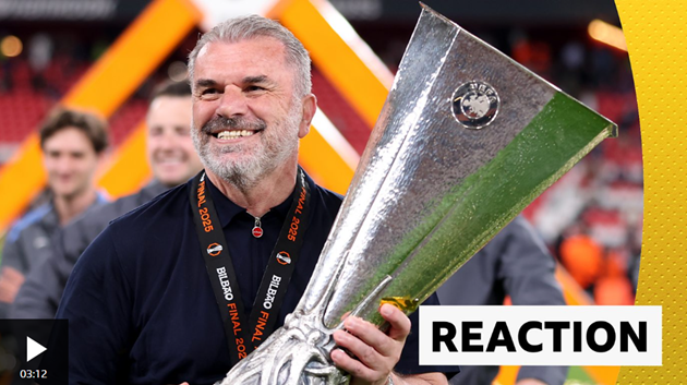 Nâng cúp vô địch, HLV Postecoglou lên tiếng về việc “bị coi thường”