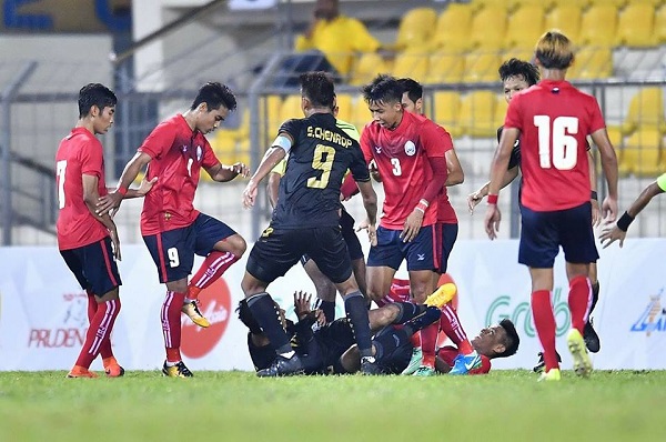 Người Thái nói gì sau cuộc ẩu đả trong trận đấu với Campuchia