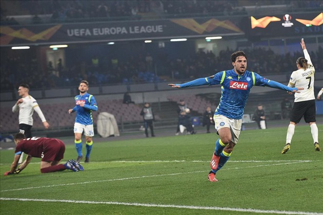 Nhẹ nhàng đánh bại Zurich, Napoli thẳng tiến tại Europa League