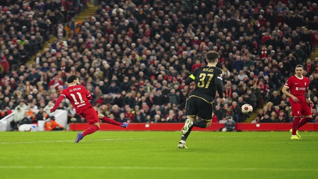 Nhìn Salah, Man Utd đang “run như cầy sấy”