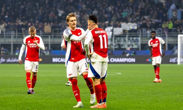 Osimhen – Icardi gieo rắc ám ảnh cho Tottenham