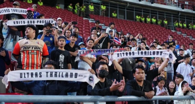 Phản ứng trái chiều của CĐV Thái Lan khi đội nhà dừng bước tại SEA Games 33