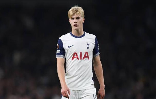 Postecoglou cập nhật tình hình của sao trẻ