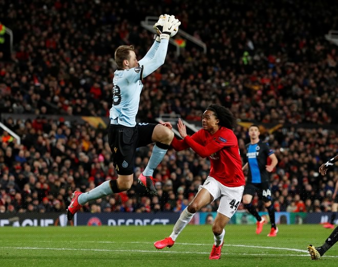 Quá non nớt, sao Man Utd lĩnh pha bóng ‘trời giáng’ từ người cũ Liverpool