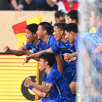 Ra chân đẳng cấp, U23 Thái Lan vượt khó vào chung kết