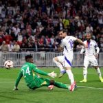 Rafael: ”Khi có bóng, Lyon chơi hay hơn MU”