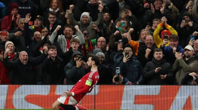 Rio Ferdinand “đá xéo” những ai chê bai Bruno Fernandes