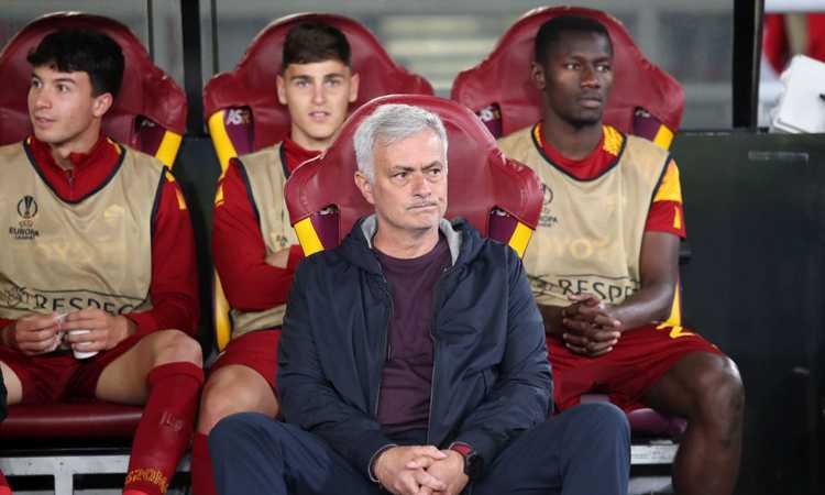 Roma hạ Leverkusen, Mourinho nói gì?