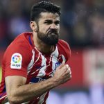 Sao Atletico vắng mặt, Arsenal mừng to