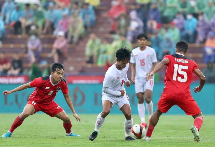 SEA Games 31: Thắng đậm Myanmar, U23 Indonesia vào bán kết