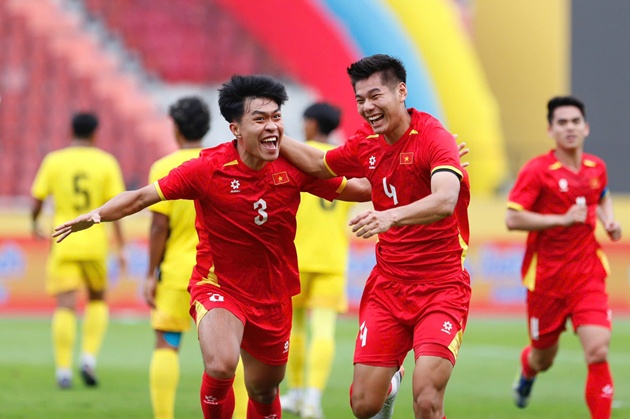 SEA Games 33: BLV Tạ Biên Cương khẳng định đẳng cấp U22 Việt Nam