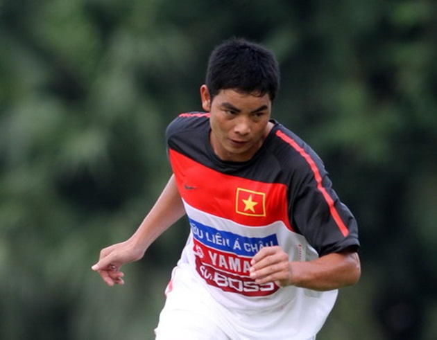 Tấm thẻ vàng của Đoàn Văn Hậu và hồi ức Lê Văn Trương