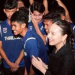 Thái Lan đả bại Singapore 3-0: HLV Thawatchai tự tin, Madam Pang tiếp tục động viên đội bóng