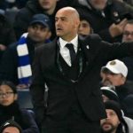 Thảm bại trước Chelsea, HLV Noah thừa nhận điều cay đắng