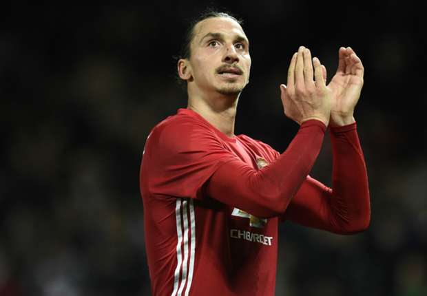 Thống kê KHỦNG của Ibrahimovic khi đụng Saint-Etienne