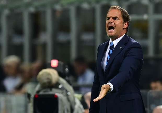 Thua đau, De Boer giận dữ vì học trò