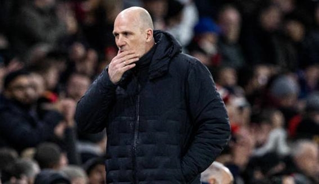 Thua đau M.U, HLV Rangers tỏ ra không phục