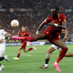 Thua đau ở loạt luân lưu, Roma ngậm ngùi nhìn Sevilla vô địch Europa League