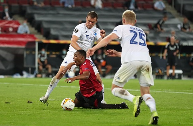 Thua Man United, HLV đối thủ nói thẳng 1 câu về Martial