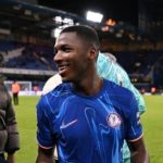 Tiền vệ Chelsea thuyết phục giới chuyên môn