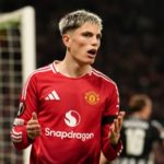 ”Tiếng than vãn từ khán đài Old Trafford đã nói lên tất cả”