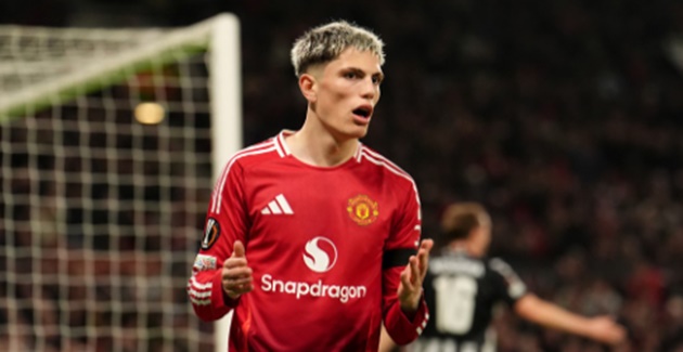 ”Tiếng than vãn từ khán đài Old Trafford đã nói lên tất cả”