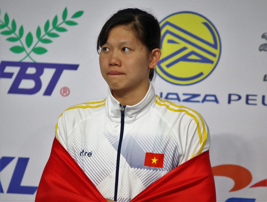 “Tiểu tiên cá” Ánh Viên suýt bật khóc khi giành HCV nội dung 100m bơi ngửa