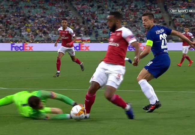 ‘Tôi hiểu vì sao trọng tài không thổi penalty cho Arsenal’