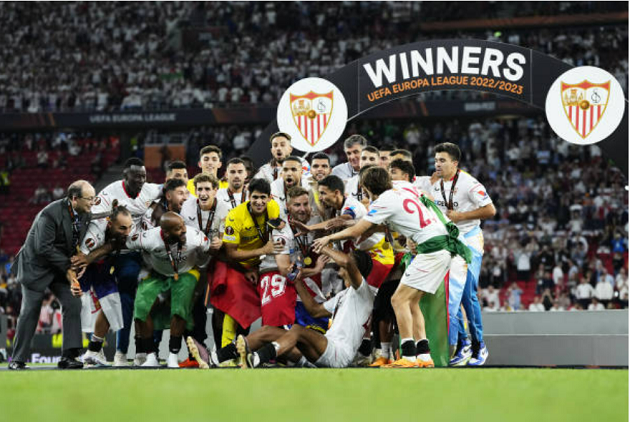 “Tôi không mong đợi giành được danh hiệu đầu tiên trước Roma”