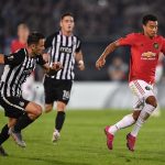 Trở lại sau 2 tháng, Martial đem về ngôi đầu bảng cho Man Utd