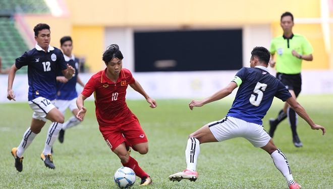 TRỰC TIẾP U22 Việt Nam 4-1 U22 Campuchia: U22 Việt Nam dính phạt đền (Hiệp 2)