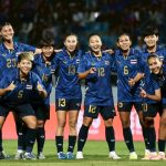 Tuyển nữ Thái Lan giành vé bán kết SEA Games 33 với chiến thắng 2-0 trước Singapore