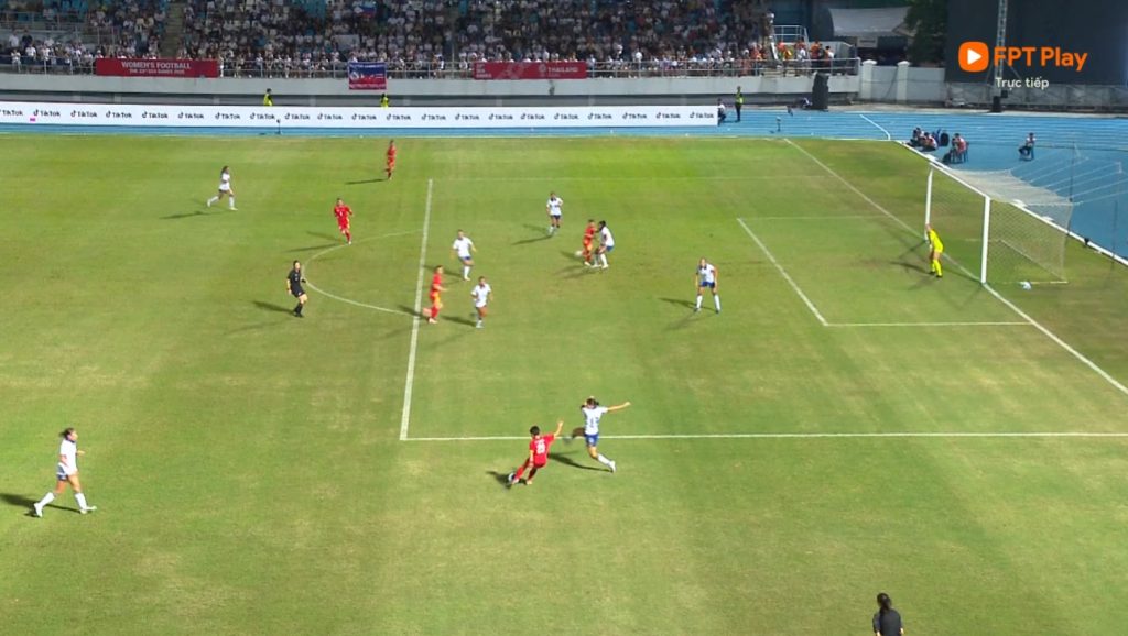 Tuyển nữ Việt Nam bị từ chối bàn thắng hợp lệ, trọng tài mắc sai lầm nghiêm trọng