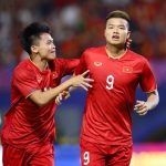 U22 Việt Nam thắng Lào ra quân SEA Games: Chưa hay nên nhờ… may