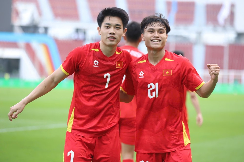 U22 Việt Nam thắng Malaysia 2-0, nhận cơn mưa lời khen từ Đông Nam Á
