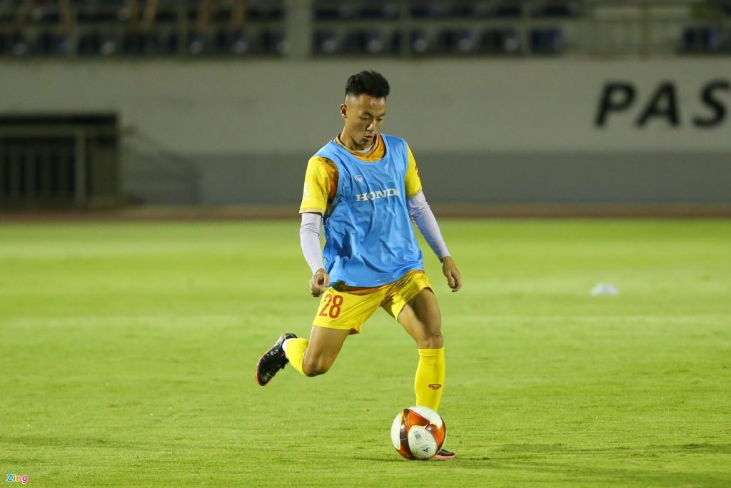 U22 Việt Nam thay đổi nhân sự bất ngờ trước Lào