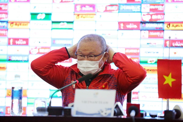 U22 Việt Nam: Từ HLV Park Hang Seo đến ông Troussier