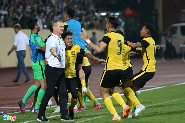 U23 Việt Nam hãy dè chừng cầu thủ cao 1,63 m của Malaysia
