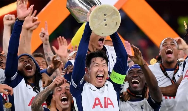 UEFA lên tiếng xin lỗi vì nhiều cầu thủ Tottenham thiếu huy chương