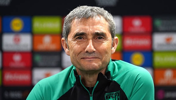 Valverde tự tin về cơ hội lật ngược tình thế trước Manchester United