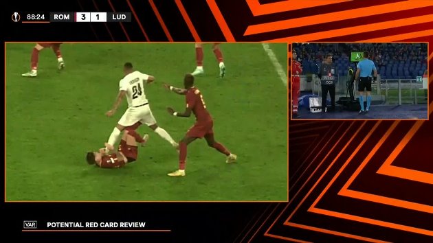 VAR trừng phạt pha phạm lỗi ghê rợn ở Europa League