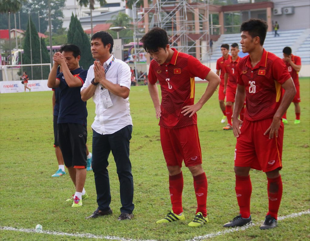 VFF chấp nhận đơn từ chức của HLV Hữu Thắng?