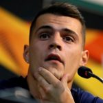 Vì sao Xhaka phải đá hậu vệ trái trước Sporting Lisbon?