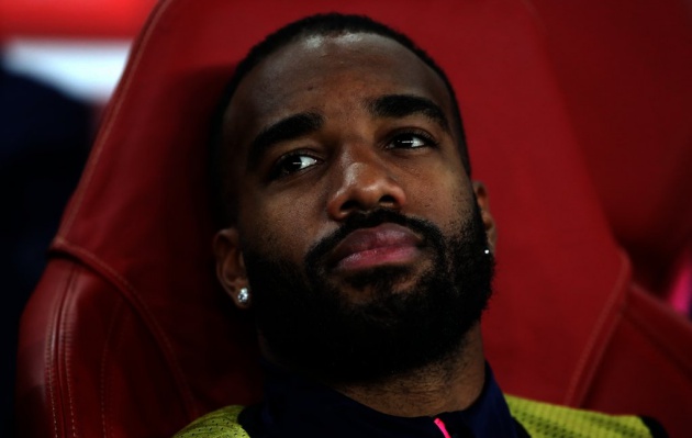 Xong! Arsenal đón nhận cú sốc nghiêm trọng ở vòng 1/8 Europa League