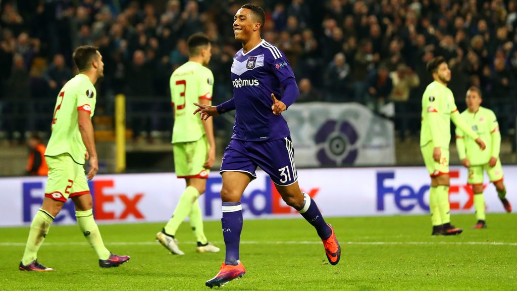 Youri Tielemans – cái tên có thể cản bước vô địch của M.U