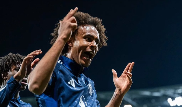 Zirkzee và cú lội ngược dòng cảm xúc ở Man United